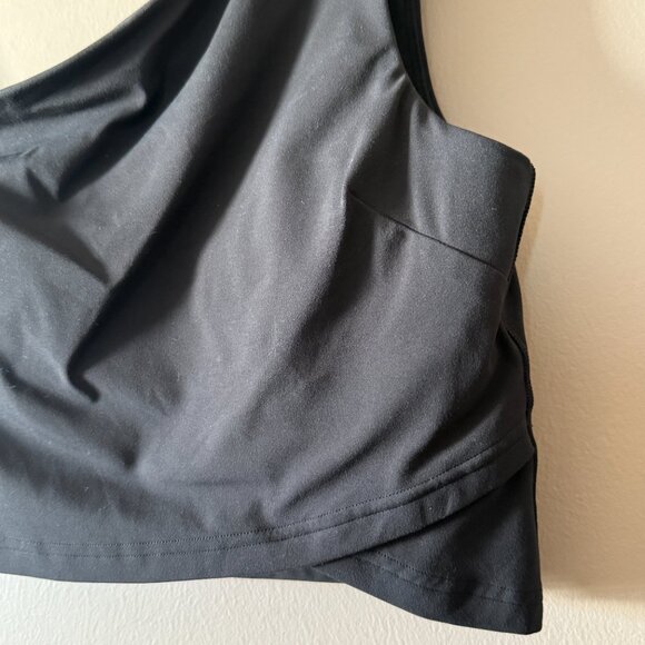 Women's 10 Lululemon Align Asymmetrical Black Bra - Picture 5 of 7